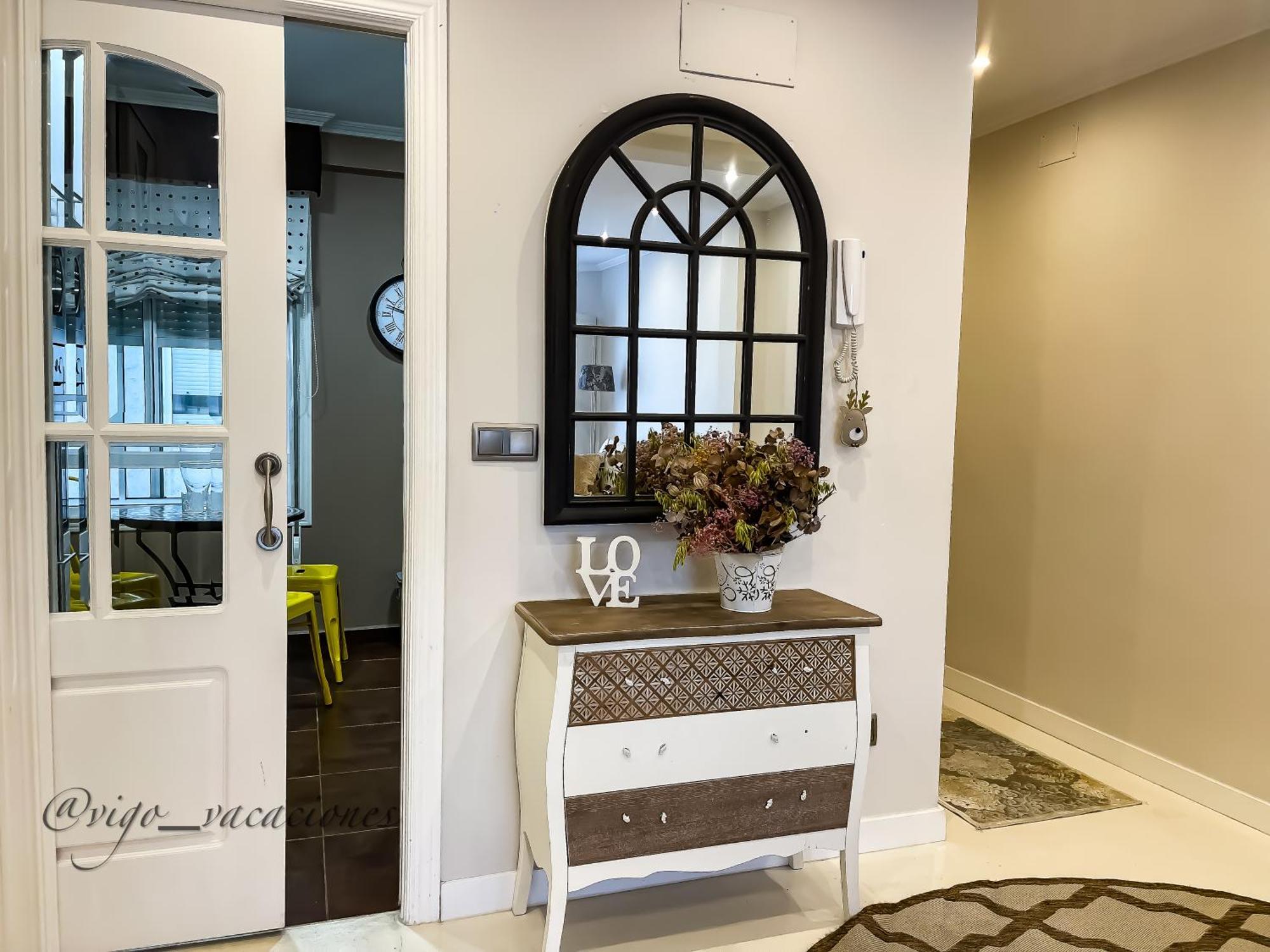비고 Acogedor Piso Familiar Travesia 아파트 외부 사진